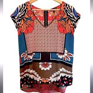 Express Blue & Black Colorful Floral & Graphic Boxy Blouse cap Sleeves Medium